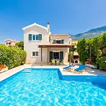 Thalia Sofia Villa Mousata