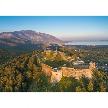 Thalia Sofia * Mousata